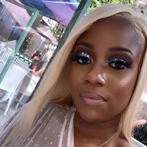 Meet your Posher, Kristal